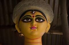 Durga Puja 2021 : সোনার সাজে মা আর ডোকরার সাজে সেজে উঠছে সাঁইথিয়া অগ্রণী সমাজের মণ্ডপ