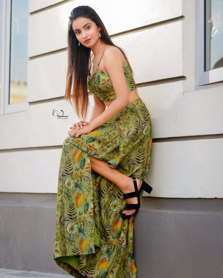 (Photo source: Instagram) దీపికా పిల్లి క్యూట్ పిక్స్.