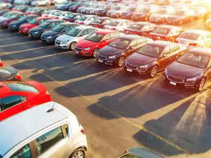 Auto Crisis: Car sales may decrease in this festive season, due to lack of semiconductors Auto Sector Crisis: इस फेस्टिव सीजन सुस्त रह सकता है ऑटो सेक्टर, ये है इसकी बड़ी वजह