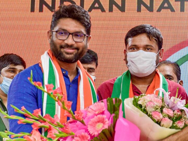 मूल रूप से बिहार से ताल्लुक रखने वाले कन्हैया जेएनयू में कथित तौर पर देशविरोधी नारेबाजी के मामले में गिरफ्तारी के बाद सुर्खियों में आए थे. कन्हैया पिछले लोकसभा चुनाव में बिहार की बेगूसराय लोकसभा सीट से केंद्रीय मंत्री गिरिराज सिंह के खिलाफ भाकपा के प्रत्याशी के तौर पर चुनाव मैदान में उतरे थे, हालांकि उन्हें हार का सामना करना पड़ा था.