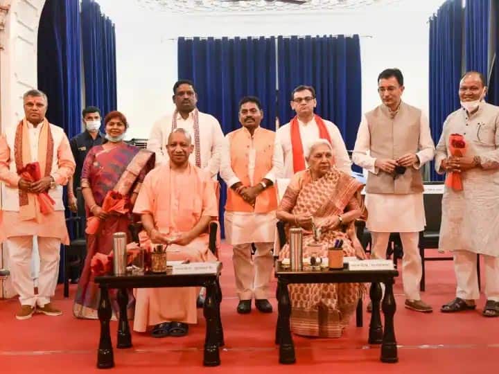 UP Cabinet: योगी सरकार के नए मंत्री आज संभालेंगे कामकाज, जानिए- किसे मिला कौन सा मंत्रालय