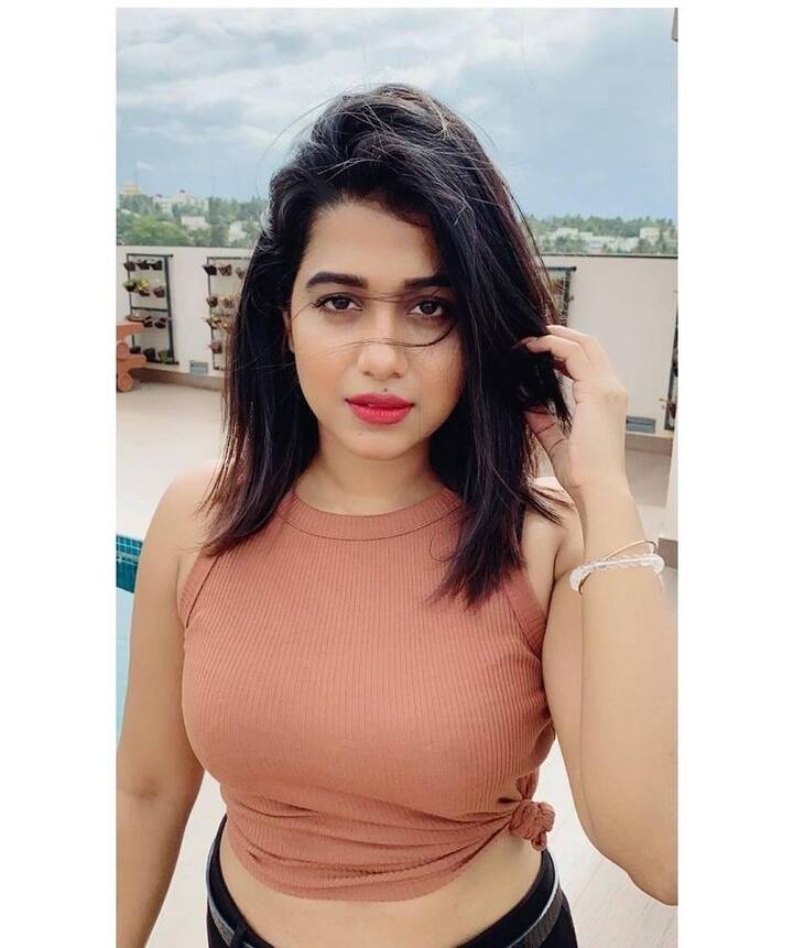 மரண நேரத்தில் உன் மடியின் ஓரத்தில் இடமும் கிடைத்தால் இறந்தும் வாழுவேன்
