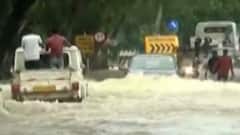 આપણી ખબરઃરાજ્યમાં સાર્વત્રિક વરસાદ,રાજ્યમાં કેટલા માર્ગ વરસાદને કારણે થયા બંધ?