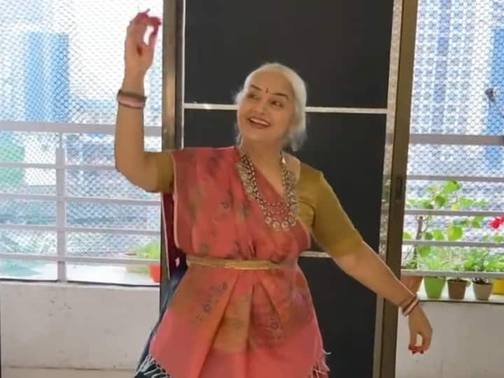 63-Year-Old ‘Dancing Dadi’ Grooves to ‘The Breakup Song’, Wows The Internet With Killer Moves பிரேக்கப் சாங்கிற்கு நடனமாடிய கெத்து பாட்டி; இன்ஸ்டாகிராமில் மீண்டும் வைரல்!