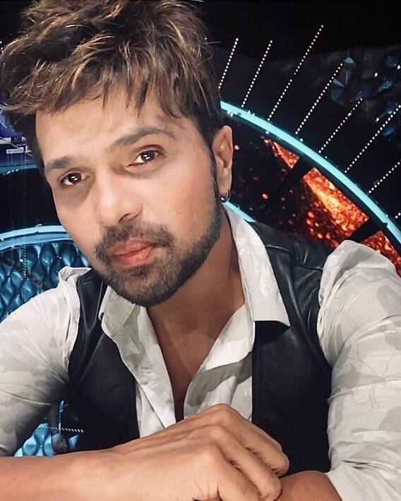 হিমেশ ও সলমনের ঝগড়া নিয়ে খুব বেশি লোক জানেন না। শোনা যায়, তাঁদের মধ্যে সম্পর্ক শুধরে গিয়েছে।