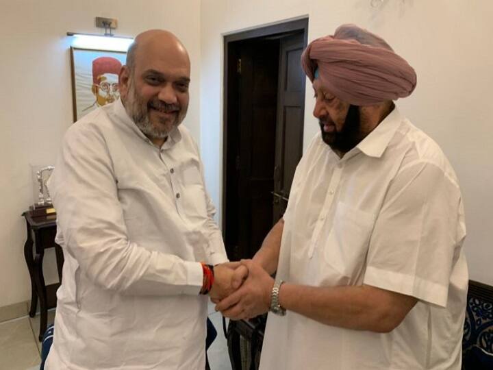 Amarinder Singh Meets Amit Shah Amid Speculations Over His Future Move, Says Discussed Farmers' Stir Amarinder Singh Meets Amit Shah Amid Speculations Over His Future Move, Says Discussed Farmers' Stir