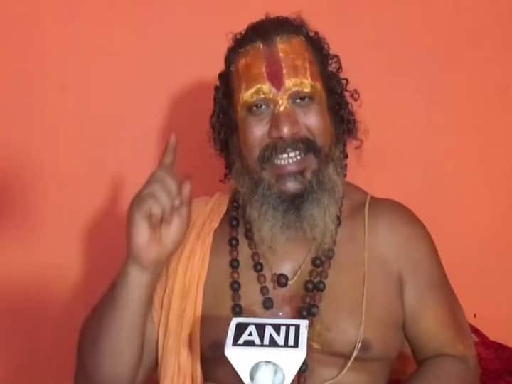 Jagadguru Paramhans Acharya Maharaj demands centre to Declare India 'Hindu Rashtra' by Oct 2 Jagadguru Paramhans Acharya: இந்து ராஷ்ட்ரான்னு அறிவிக்கணும், இல்லனா.. மத்திய அரசிடம் தற்கொலை மிரட்டல் விடும் உபி சாமியார்!