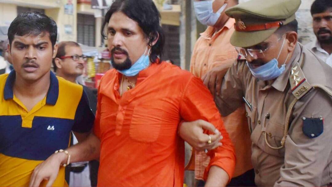 Mahant Narendra Giri Case: CBI को नहीं मिली आनंद गिरि के पॉलीग्राफ टेस्ट की इजाजत, आरोपी ने किया इंकार Mahant Narendra Giri Case CBI did not get permission for Anand Giris polygraph test, accused denied Mahant Narendra Giri Case: CBI को नहीं मिली आनंद गिरि के पॉलीग्राफ टेस्ट की इजाजत, आरोपी ने किया इंकार