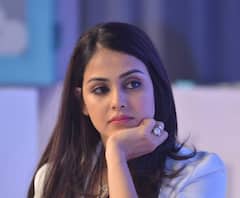 Genelia D'Souza: 'వల్గర్ ఆంటీ.. చీప్' అంటూ జెనీలియాపై దారుణమైన కామెంట్స్.. ఘాటు రిప్లై ఇచ్చిన బ్యూటీ.. 