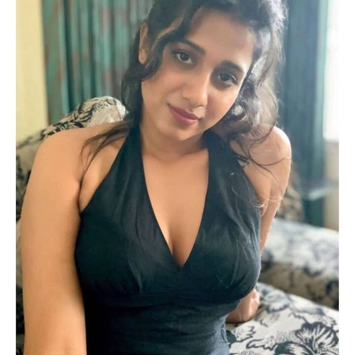 ன்னவோ ஆகிறேன் எங்குப்போகிறேன் வழிகள் தெரிந்தும் தொலைந்துப்போகிறேன்