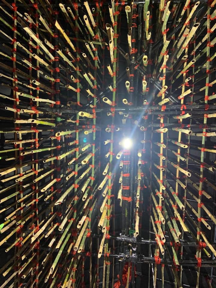 কলকাতার বিভিন্ন প্রান্ত সেজে উঠছে পুজোর সাজে।