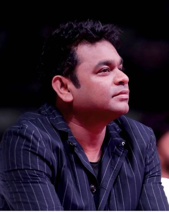 এ আর রহমান তো সলমনের বিরুদ্ধে মামলাও দায়ের করেছিলেন। জয় হো সিনেমার টাইটেল সং নিয়ে এই মামলা হয়েছিল। সলমন বলেছিলেন, তাঁর গান মাথার ওপর দিয়ে বেরিয়ে গিয়েছে।