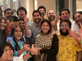 Love Story की सक्सेज बैश में Naga Chaitanya के साथ नहीं दिखीं सामंथा, टीम के साथ एक्टर ने की पार्टी, देखें तस्वीरें