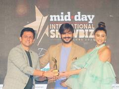 बिहार के लाल ने कर दिखाया कमाल, शो बिज अवार्ड 2021 में मिला बेस्ट डेब्यू एक्टर का अवार्ड