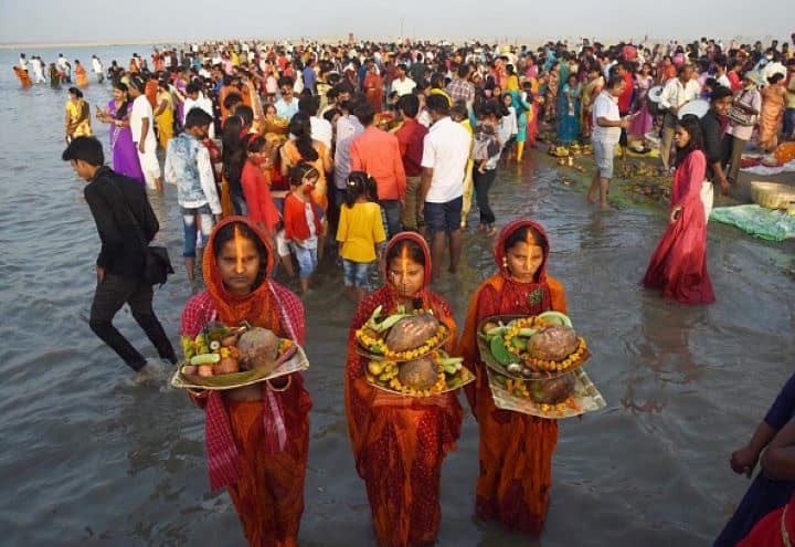 Chhath Puja 2021 COVID-19 Celebrations Ban in Delhi Check DDMA Festivals Guidelines Restriction Details DDMA Bans Chhat Celebrations In Public Places, On River Banks In Delhi Due To Covid-19