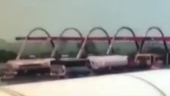 જામનગર: ખેતરમાં વીજળી પાડવાની ઘટના, દ્રશ્યો થયા કેમેરામાં કેદ