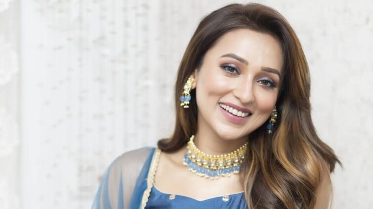 Mimi Chakraborty's new film Mini's shooting started শুরু হল মৈনাক-মিমির প্রথম কাজ 'মিনি'-র শ্যুটিং