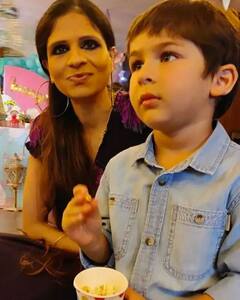 Taimur Ali Khan Puppet show 'ਚ ਆਪਣੀ ਭੁਆ Saba Pataudi ਦੇ ਨਾਲ Popcorn ਖਾਂਦੇ ਆਏ ਨਜ਼ਰ