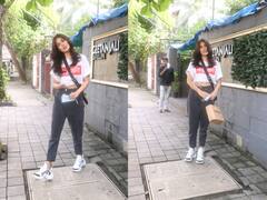 Bigg Boss 15 में एंट्री से पहले Rhea Chakraborty पहुंचीं सैलून, दिखा स्टाइलिश हेयरस्टाइल, टीशर्ट पर लिखे कैप्शन ने खींचा ध्यान