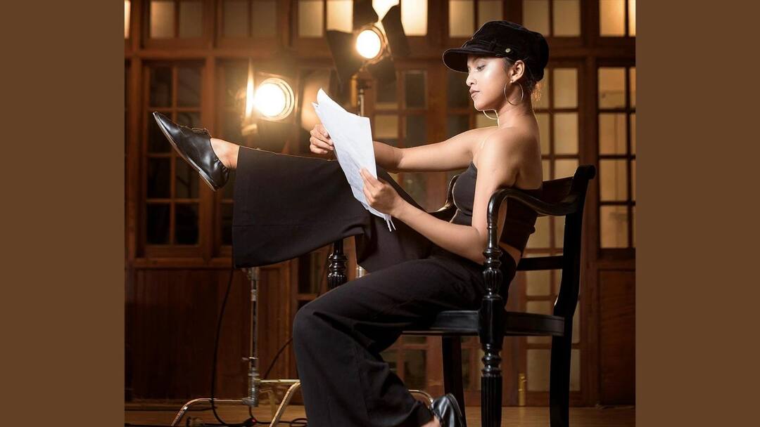 'Manike Mage Hithe' singer Yohani makes Bollywood debut on the title track of 'Shiddat' দু' দিনেই প্রায় ৩ মিলিয়ন ভিউ, 'মানিকে মাগে হিথে'র পর ইওহানির প্রথম বলিউড গান শুনেছেন?