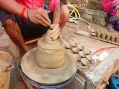 Ayodhya Deepotsav 2021: दीपोत्सव को लेकर अयोध्या के कुम्हार परिवारों का छलका दर्द, सरकार से की ये मांग  