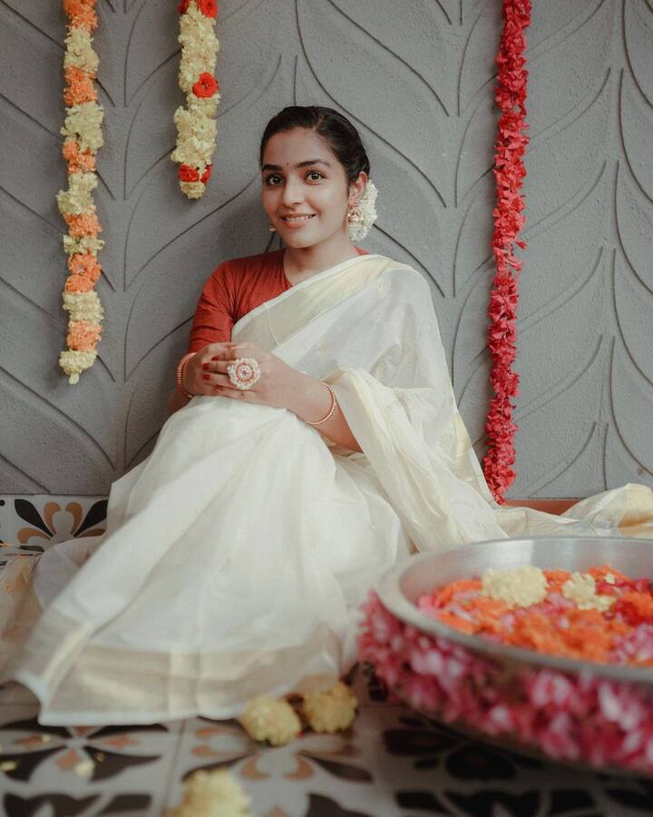తమిళంలో' జై భీమ్', 'సర్దార్',' కర్ణన్' అనే సినిమాలో నటిచింది. .(Courtesy:Rajisha Vijayan/Instagram)
