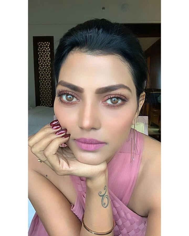 (Photo source:Instagram)తన కన్నా వీక్ కంటెస్టెంట్లు హౌస్ లో ఉండగా, తాను మాత్రం ఎలిమినేట్ అయ్యానంటూ బాధపడింది.