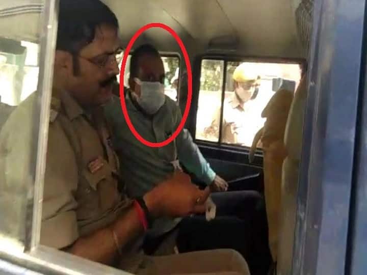 वाराणसी के सीओ रहे अमरेश बघेल गिरफ्तार, रेप केस में BSP सांसद अतुल राय की मदद का आरोप
