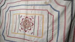 Durga Puja 2021 : রঙ বেরঙের নকশি কাঁথায় মোড়া পূর্ব কলিকাতা সর্বজনীনের মণ্ডপ