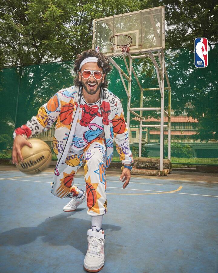 अभिनेता रणवीर सिंह याची गुरुवारी नॅशनल बास्केटबॉल असोसिएशन (NBA) भारतासाठी ब्रँड अॅम्बेसेडर म्हणून निवड झाली. (Photo:@ranveersingh/IG)