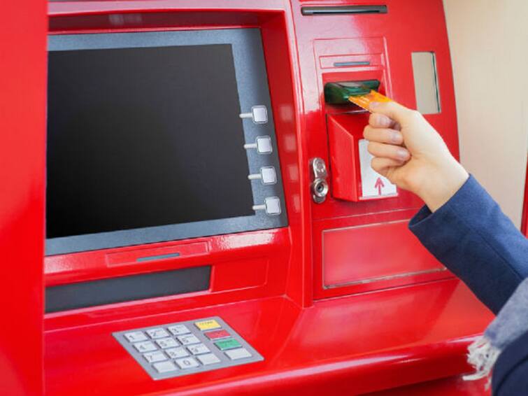 Using post office ATM card will be expensive from tomorrow, the rules of savings account will change Post Office: પોસ્ટ ઓફિસ ATM કાર્ડનો ઉપયોગ કાલથી મોંઘો થશે, બચત ખાતાના નિયમો પણ બદલાશે
