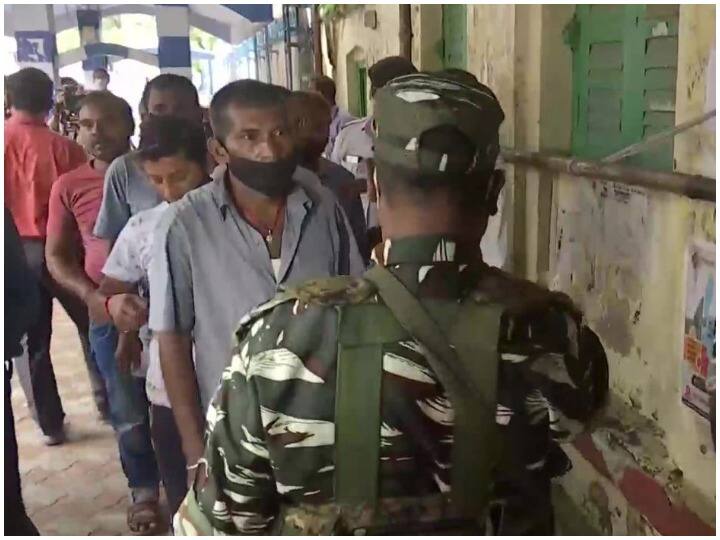 West Bengal Bypolls Live Updates: बंगाल में उपचुनाव के लिए वोटिंग जारी, यहां जानिए मतदान से जुड़ी हर लेटेस्ट अपडेट