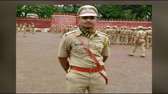 नाशिकमध्ये PSIला 3 लाख रुपयांची लाच घेताना ACBकडून अटक