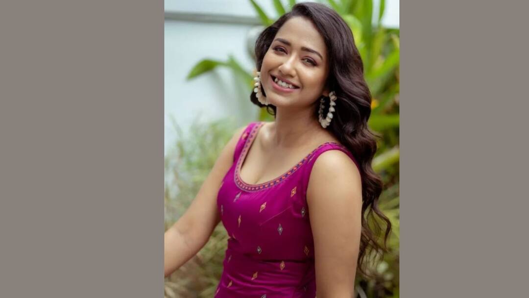 Sohini Sarkar Birthday: জন্মদিনে সোহিনীকে কী উপহার দিলেন দীর্ঘদিনের প্রেমিক রণজয়? Sohini Sarkar Birthday: what boyfriend ronojoy gifted her in dis special day, know in details Sohini Sarkar Birthday: জন্মদিনে সোহিনীকে কী উপহার দিলেন দীর্ঘদিনের প্রেমিক রণজয়?