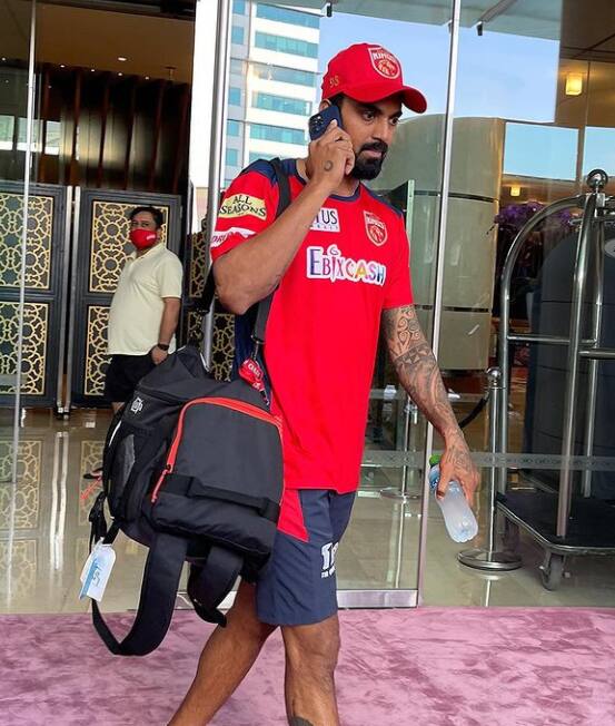 இரு அணிகளும் கடைசியாக விளையாடிய 5 போட்டிகளில் பஞ்சாப் அணி 1 போட்டியில் மட்டுமே வெற்றி பெற்றுள்ளது. கொல்கத்தா அணி 4 போட்டியில் வெற்றி பெற்றுள்ளது.