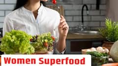 Health Tips For Women: বয়স বাড়ার সঙ্গে সঙ্গে মহিলারা কোন কোন খাবার অবশ্যই খাবেন?