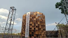 Durga Puja 2021: চলছে শেষ মুহূর্তের প্রস্ততি, উত্তর কলকাতার টালা প্রত্যয়ের থিম 'নির্বাধ'