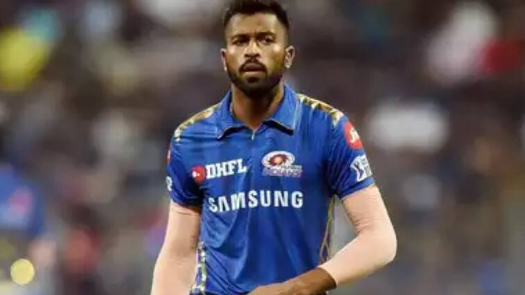 IPL 2021: Rohit Sharma Gives Update On When Hardik Pandya Might Bowl Again Hardik Pandya: কবে ফের বল করবেন হার্দিক? জানালেন রোহিত শর্মা