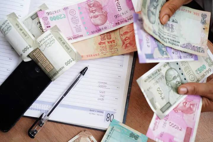 1 october from debit card payment to pension, these rules to change from today 1 October: ১ অক্টোবর-এলপিজি, পেমেন্ট, চেকবুক থেকে শুরু করে আজ থেকে একাধিক নিয়মে বদল