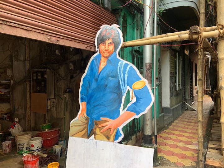 সেই সমস্ত শিল্পীদের শ্রদ্ধা জানিয়েই সেজে উঠবে পুজো মণ্ডপ।