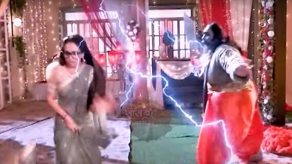 Pramila troubles Gopika in new ways | Tera Mera Saath Rahe