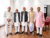 UP Election: यूपी चुनाव से पहले कांग्रेस को लगा बड़ा झटका, प्रदेश उपाध्यक्ष सपा में शामिल