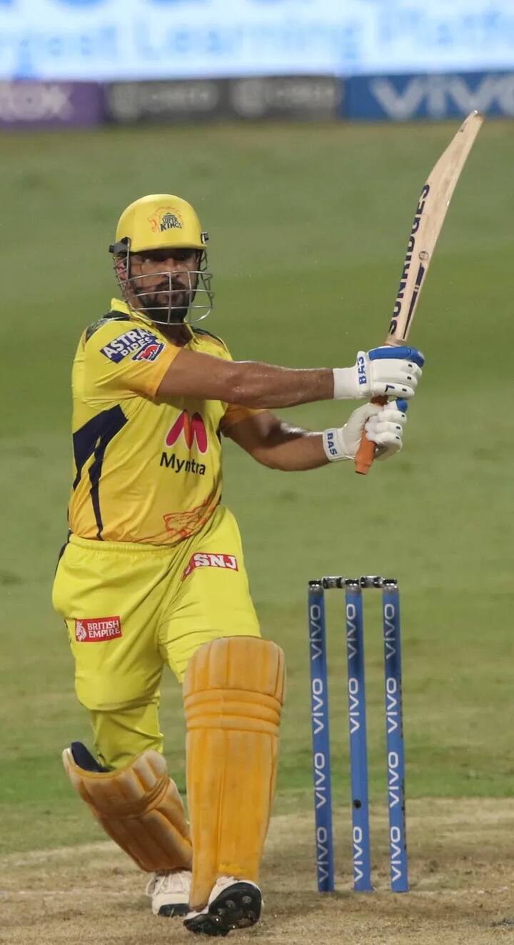 অপ্রতিরোধ্য গতিতে ছুটে চলেছে মহেন্দ্র সিংহ ধোনির চেন্নাই সুপার কিংস।