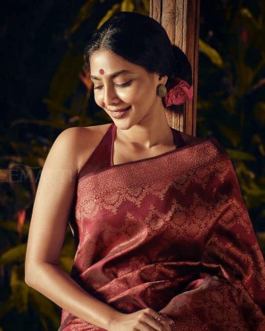 சுத்தியில்ல யாரும் முத்தம் தர வேணும்… எப்போவும் நான் தில்லு…