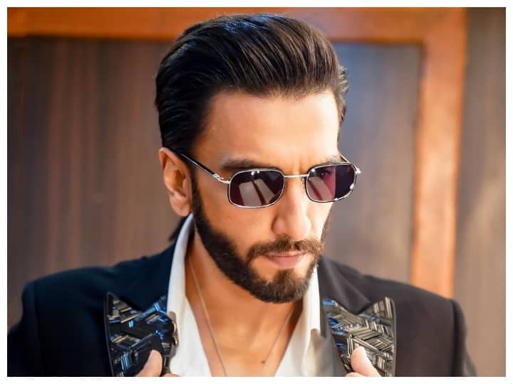 Ranveer Singh Photos, Latest Pictures of Ranveer Singh, Ranveer Singh:  Exclusive & Viral Photo Galleries & Images
