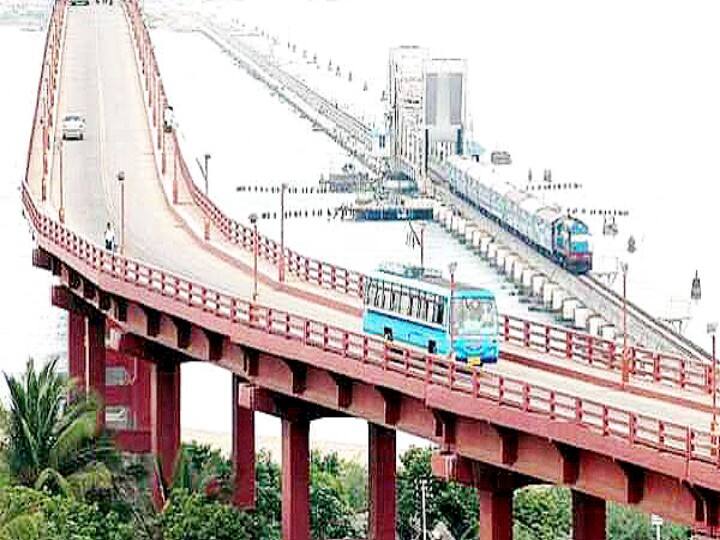 Rameswaram Pamban Indira Gandhi Road Bridge is 34 years old today ...! ராமேஸ்வரம்: பாம்பன் இந்திரா காந்தி சாலை பாலத்துக்கு இன்றுடன் வயது 34...!