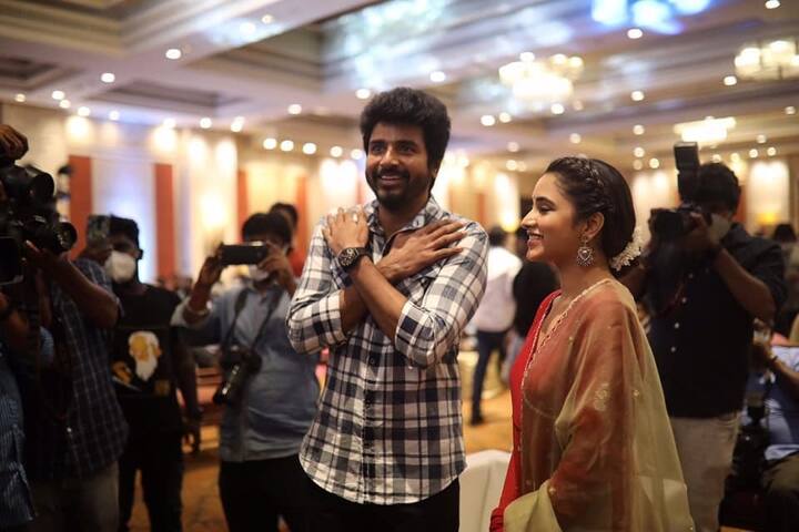 இந்த நிகழ்ச்சியில் சிவகார்த்திகேயன், படத்தின் நாயகி ப்ரியா அருள் மோகன் உள்ளிட்டோர் நடித்துள்ளனர்