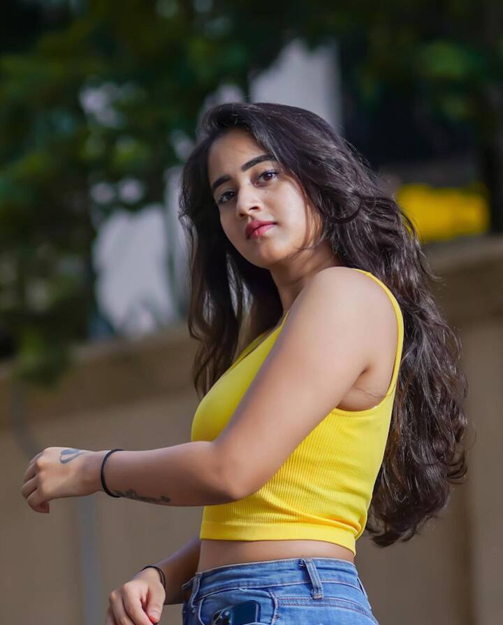 (Image credit: Instagram) దీప్తి సునైన క్యూట్ పిక్స్