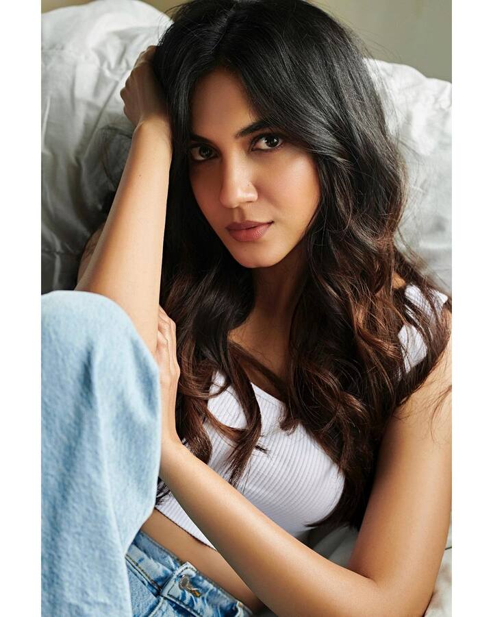 (Image credit: Instagram)త్వరలో వరుడు కావలెను సినిమాతో థియేటర్లలో మెరవబోతోంది ఈ తెలుగందం.