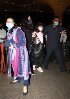 ਐਸ਼ਵਰੀਆ ਤੇ ਅਭਿਸ਼ੇਕ ਬੇਟੀ ਅਰਾਧਿਆ ਨਾਲ ਪੈਰਿਸ ਲਈ ਹੋਏ ਰਵਾਨਾ, ਏਅਰਪੋਰਟ ਲੁੱਕ 'ਤੇ ਦੇਖੋ ਖਾਸ ਤਸਵੀਰਾਂ